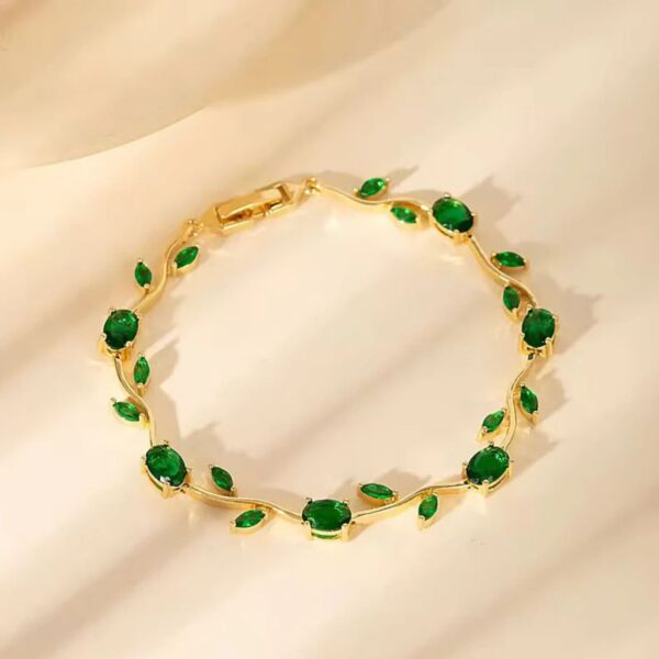 Hayat By Ladli Emerald Tulip Bracelet – 18K Gold Plated