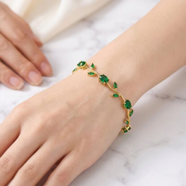 Hayat By Ladli Emerald Tulip Bracelet – 18K Gold Plated
